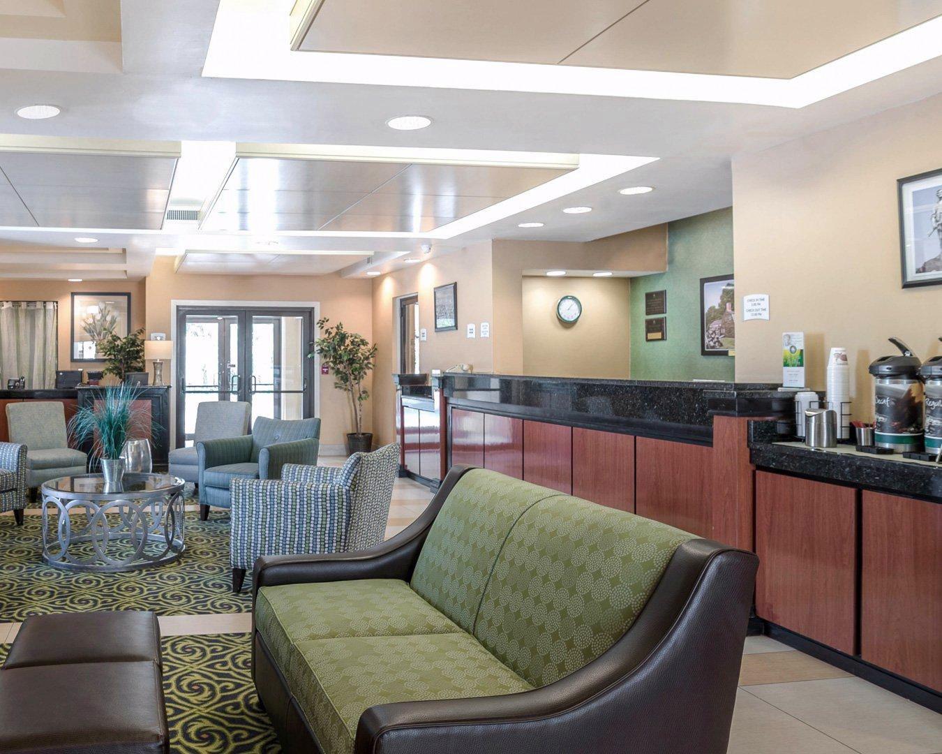 Quality Inn & Suites Лексингтън Екстериор снимка