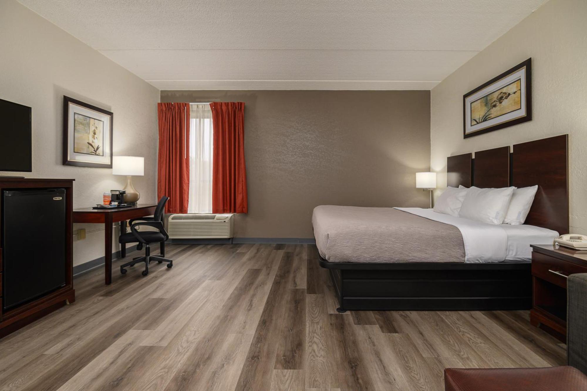 Quality Inn & Suites Лексингтън Екстериор снимка